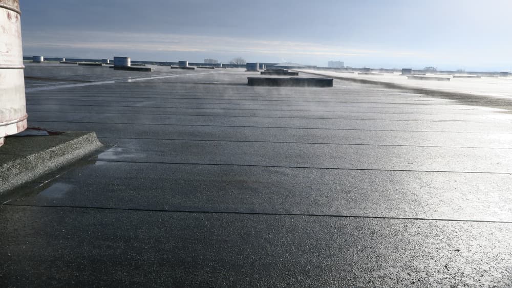 Large flat roof with sealed membrane joints